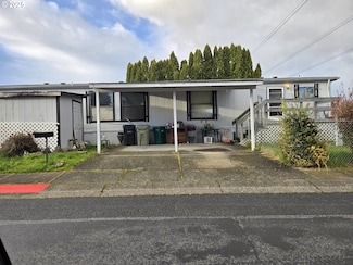 8300 NE Quatama St Unit 90, Hillsboro, OR 97006