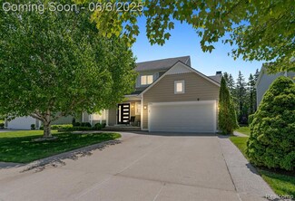 3816 Eaton Gate Ln, Auburn Hills, MI 48326