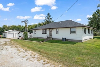 8597 NE 112th St, Mitchellville, IA 50169