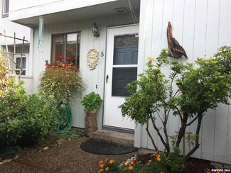3323 Jackson St SE, Albany, OR 97322