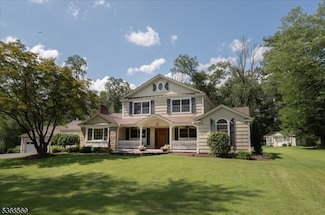 79 Culberson Rd, Basking Ridge, NJ 07920