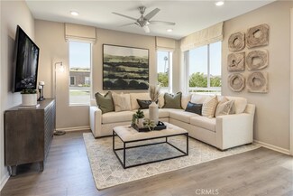 994 Hunter Trail, Vista, CA 92081