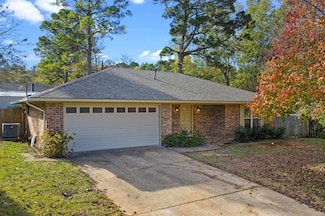809 Princesa Dr, Haughton, LA 71037