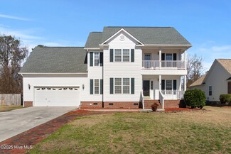 210 Newport Dr, Jacksonville, NC 28540