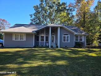 133 Cummins Creek Rd, Beaufort, NC 28516