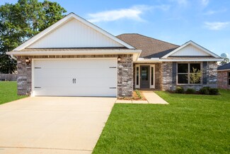 31 Summit View Dr, Perkinston, MS 39573