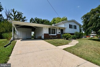 6002 Trailside Dr, Springfield, VA 22150