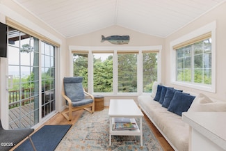 4875 U S 101 Unit 45, Depoe Bay, OR 97341