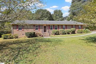 127 Brookbend Rd, Mauldin, SC 29662