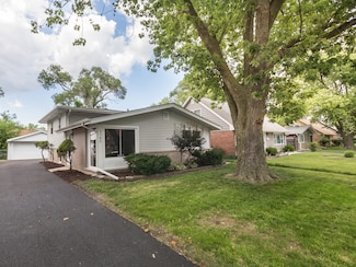 3742 168th St, Country Club Hills, IL 60478