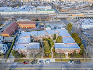 43 Floral Blvd Unit 1C, Floral Park, NY 11001