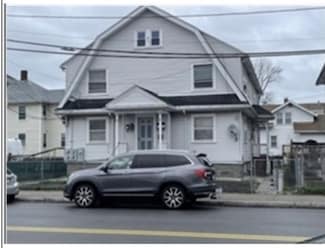 8 Greenwood Ave Unit A, Quincy, MA 02170