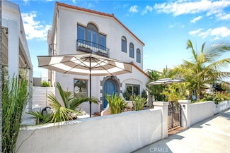 229 Covina Ave, Long Beach, CA 90803