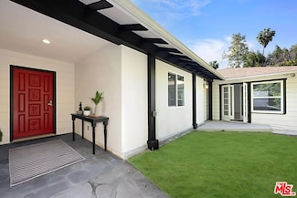 1805 Nichols Canyon Rd, Los Angeles, CA 90046