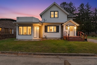 111 Elm St, Whitelaw, WI 54247