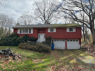 22 Carlen Dr, Northford, CT 06472