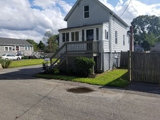 75 Huntress St, Quincy, MA 02169