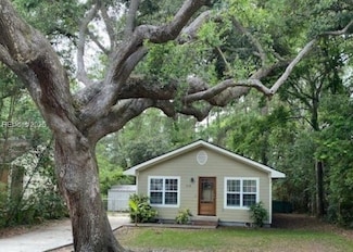 418 Meritta Ave, Beaufort, SC 29902