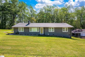 211 Meadow Rd, Laurens, SC 29360