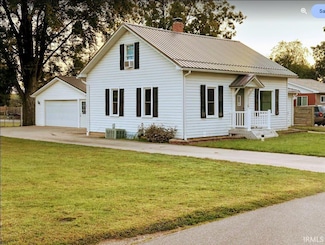 316 E Huntington St, North Webster, IN 46555