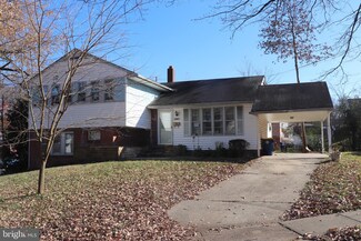 5815 Runford Dr, New Carrollton, MD 20784