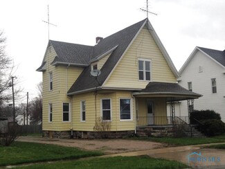 206 W Indiana St, Edon, OH 43518