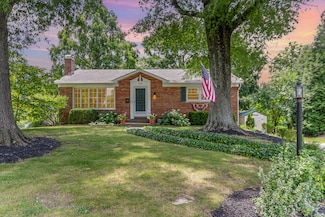 605 Lake Knoll Ct, Erlanger, KY 41018