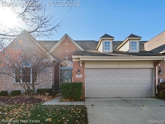 2342 Lexington Cir N Unit 71, Canton, MI 48188