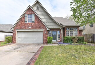 2908 W Madison St, Broken Arrow, OK 74012