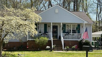 3602 Woodside Ct, Hopewell, VA 23860