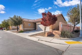 3792 Calle de Rio Ave, Las Vegas, NV 89115