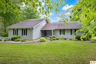 220 Woodland Dr, Columbia, KY 42728