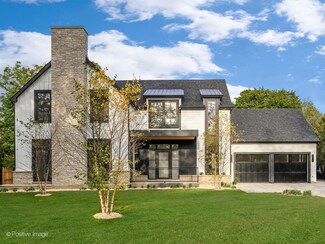 1125 Elm Ridge Dr, Glencoe, IL 60022