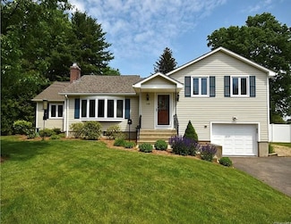 118 Harding Ave, Newington, CT 06111