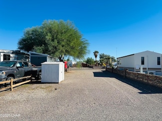 43 N Moon Mountain Ave, Quartzsite, AZ 85346