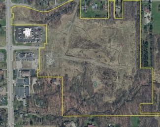 4 Niles Cortland Rd NE, Warren, OH 44484