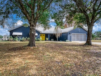 1151 Winter Green St, Lake Placid, FL 33852