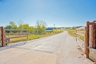 3004 Cotton Field Ct, Azle, TX 76020