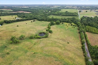 000 Eagle Point Rd, van Alstyne, TX 75495