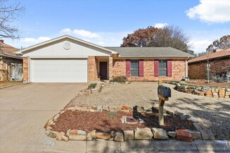 3608 Willowbrook Dr, Fort Worth, TX 76133