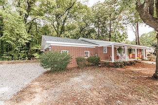 6996 Pleasant Grove Church Rd, Nashville, NC 27856