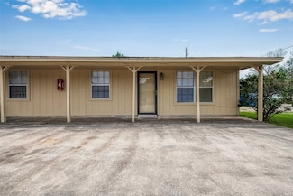 8430 Round Rock Dr Unit 8, Houston, TX 77049