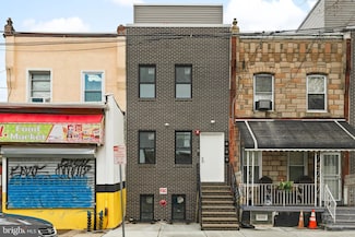 917 N 43rd St, Philadelphia, PA 19104