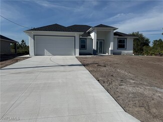 2916 29th St W, Lehigh Acres, FL 33971