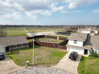 3351 Robbie o St, Denton, TX 76207