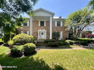 3077 New Williamsburg Dr, Schenectady, NY 12303