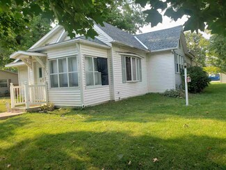 179 E Jackson St, Monroe, IN 46772