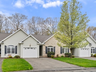 152 Canterbury Way, West Springfield, MA 01089