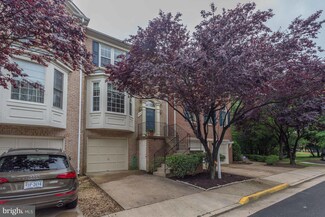 2242 Journet Dr, Dunn Loring, VA 22027