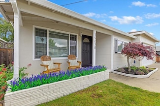 19678 Bernal St, Castro Valley, CA 94546
